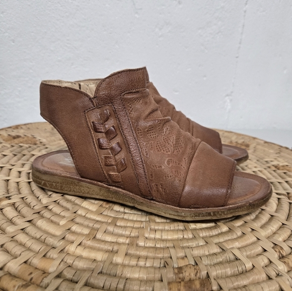 Miz Mooz Brown Leather Gladiator Sandals 6 - Picture 8 of 8